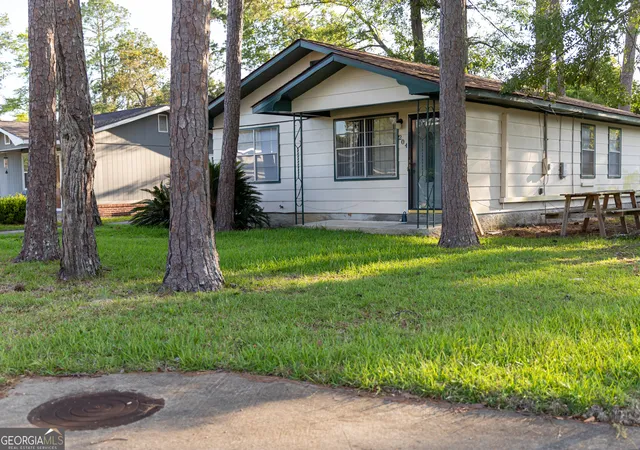 18th image of 204 Davis St, Thomasville, GA 31792 | MLS# 10763331