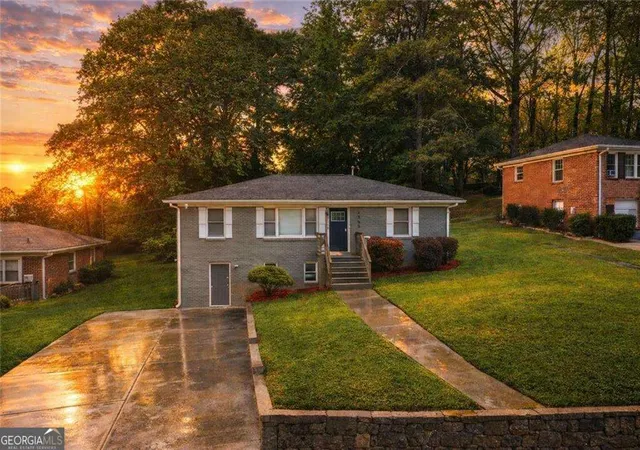 Photo 32 of Single family home for sale at 2353 Larchwood Rd, Atlanta, GA 30310 | MLS# 10822627 | Listing updated on 2026-08-24