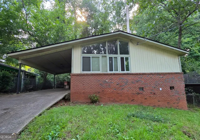 Photo 1 of Single family home for sale at 2229 Polar Rock Pl Sw, Atlanta, GA 30315 | MLS# 10822218 | Listing updated on 2026-08-22