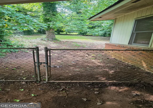 Photo 4 of Single family home for sale at 2229 Polar Rock Pl Sw, Atlanta, GA 30315 | MLS# 10822218 | Listing updated on 2026-08-22