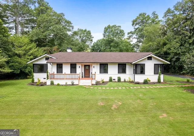 2nd image of 1099 Pine Valley Rd, Griffin, GA 30224 | MLS# 10827839