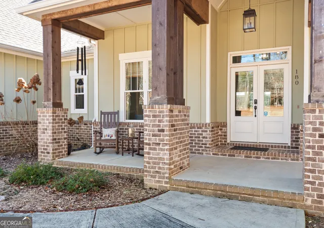 Photo 3 of Sale Pending at 180 Alford Dr, Fayetteville, GA 30215 | MLS# 10673802 | Listing updated on 2026-04-23
