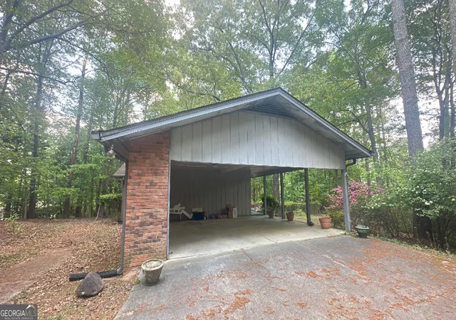 Photo 3 of Sale Pending at 1988 Rockdale Cir, Snellville, GA 30078 | MLS# 10757547 | Listing updated on 2026-08-03