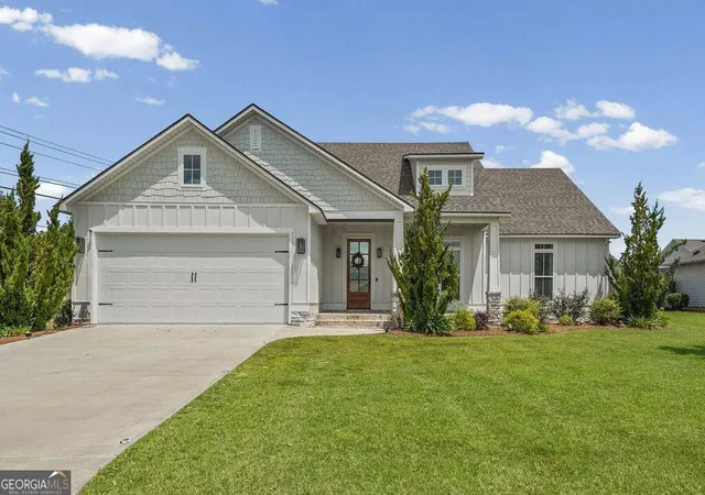 Photo 1 of Single family home for sale at 301 Findley Chase Ln, Tifton, GA 31794 | MLS# 10828127 | Listing updated on 2026-10-03