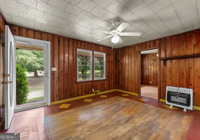 Photo 4 of Single family home for sale at 1374 Clem Lowell Rd, Carrollton, GA 30116 | MLS# 10805725 | Listing updated on 2026-07-29