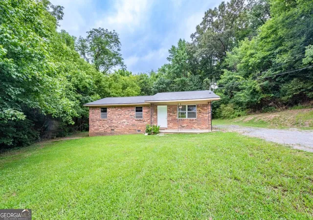 3rd image of 334 Scott Brown Rd Se, Fairmount, GA 30139 | MLS# 10810868