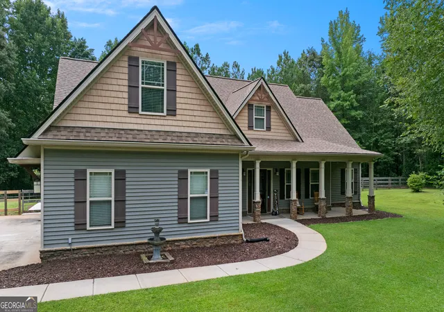 Photo 1 of Single family home for sale at 2694 Welcome Rd, Newnan, GA 30263 | MLS# 10768626 | Listing updated on 2026-09-07