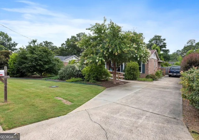 Homes for sale in Columbus, GA | 4202 Cheshire Bridge Road, Columbus, GA 31909 | MLS# 10805079