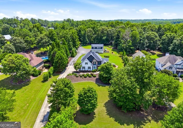 Photo 3 of Mansion for sale at 124 Savanna Estates Dr, Canton, GA 30115 | MLS# 10824493 | Listing updated on 2026-08-26