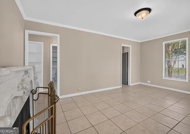 Photo 3 of Single family home for sale at 2229 Lee St, Brunswick, GA 31520 | MLS# 10824172 | Listing updated on 2026-08-26