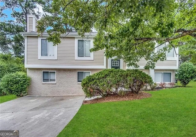 1st image of 2039 Raintree Pl, Lithonia, GA 30058 | MLS# 10778264