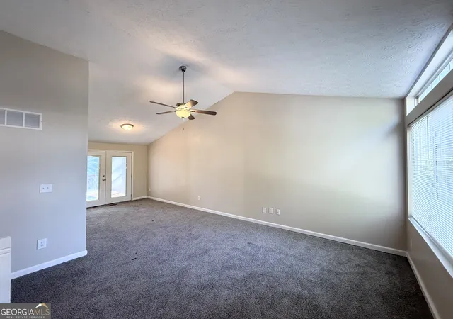 3rd image of 2039 Raintree Pl, Lithonia, GA 30058 | MLS# 10778264