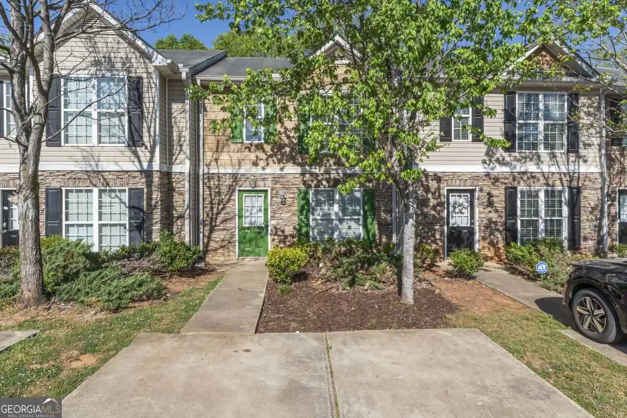 Townhouse for sale at 11443 South Grv Dr, Lovejoy, GA 30228 | MLS# 10868726