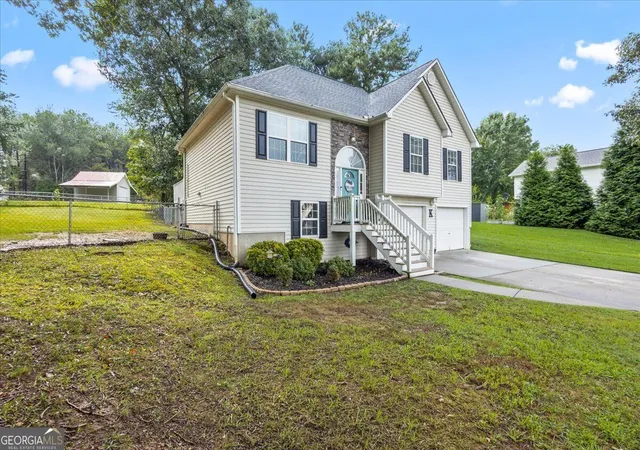 3rd image of 110 O'Hara Dr, Rockmart, GA 30153 | MLS# 10821049