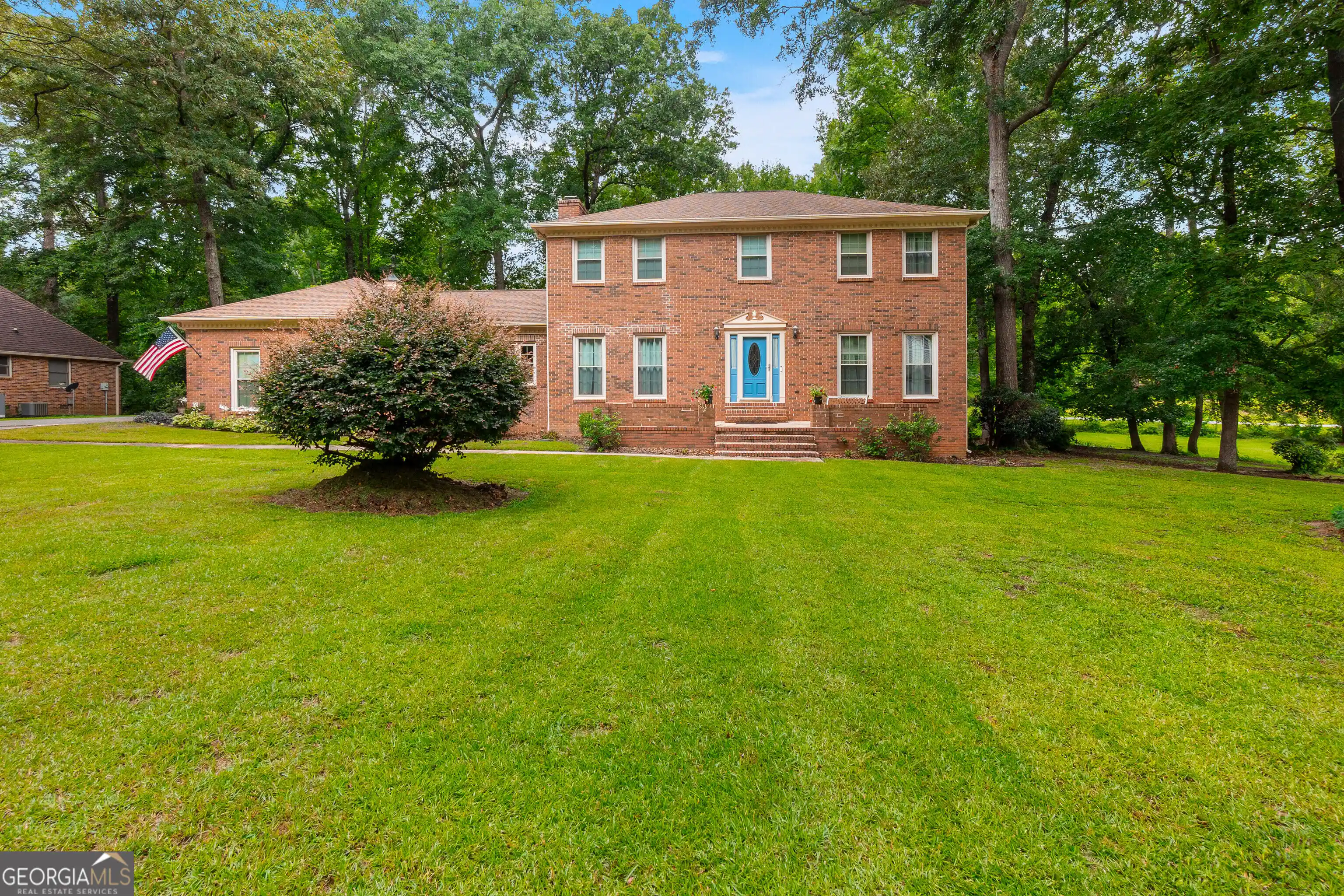 Photo 1 of Single family home for sale at 107 Springtime Dr, Warner Robins, GA 31088 | MLS# 10857268 | Listing updated on 2026-10-26