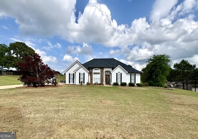 2nd image of 102 Troon Wy, Lagrange, GA 30241 | MLS# 10755915