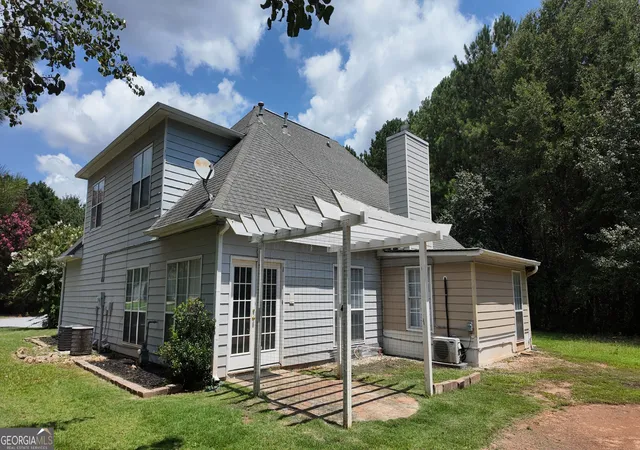 Photo 4 of Single family home for sale at 937 Downing Dr, Mcdonough, GA 30253 | MLS# 10824823 | Listing updated on 2026-08-27