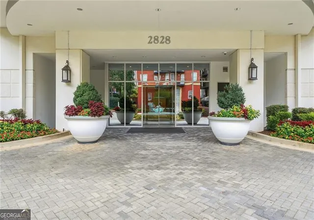 Photo 2 of Condo for sale at 2828 Peachtree Rd Nw #801, Atlanta, GA 30305 | MLS# 10802266 | Listing updated on 2026-08-22