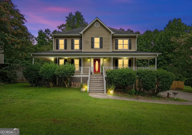 1st image of 327 Swan Dr, Hiram, GA 30141 | MLS# 10813425