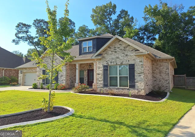 Photo 2 of Sale Pending at 121 Windborne Ct, Kathleen, GA 31047 | MLS# 10833958 | Listing updated on 2026-09-09