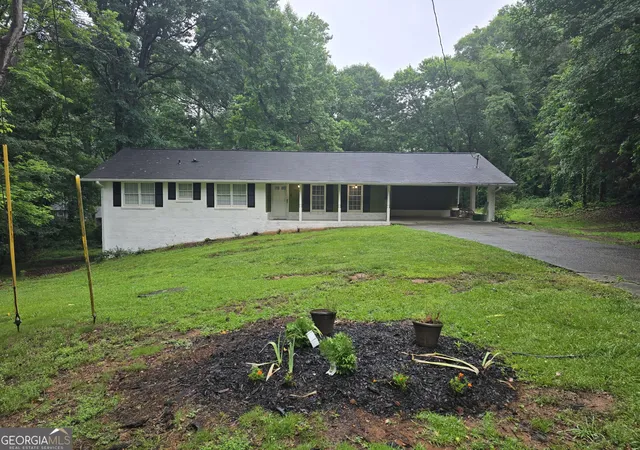 Photo 1 of Single family home for sale at 2826 Manor Ct, Snellville, GA 30078 | MLS# 10762905 | Listing updated on 2026-09-19