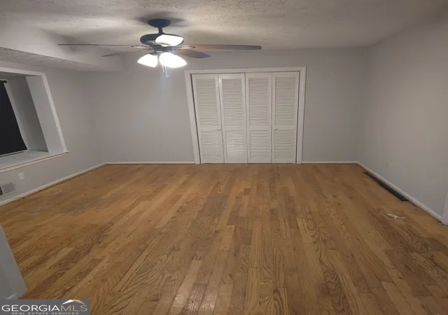 Photo 4 of Single family home for sale at 2826 Manor Ct, Snellville, GA 30078 | MLS# 10762905 | Listing updated on 2026-09-19