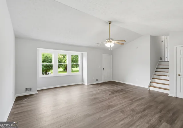 Photo 3 of Single family home for sale at 15 Fairfield Ln Sw, Cartersville, GA 30120 | MLS# 10798767 | Listing updated on 2026-09-17