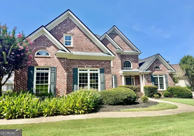 Photo 3 of Single family home for sale at 7945 Saint Marlo Fairway Dr, Duluth, GA 30097 | MLS# 10831049 | Listing updated on 2026-09-04