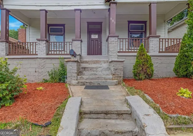Photo 4 of Single family home for sale at 881 Beckwith St SW, Atlanta, GA 30314 | MLS# 10800732 | Listing updated on 2026-08-20