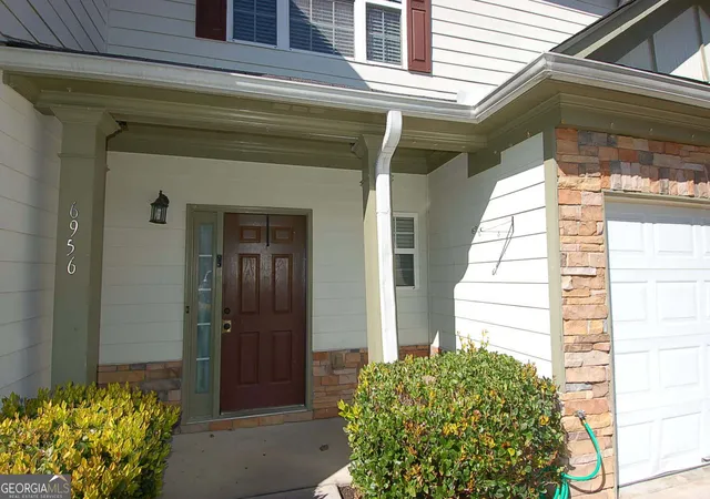 2nd image of 6956 Rogers Pt, Lithonia, GA 30058 | MLS# 10807578