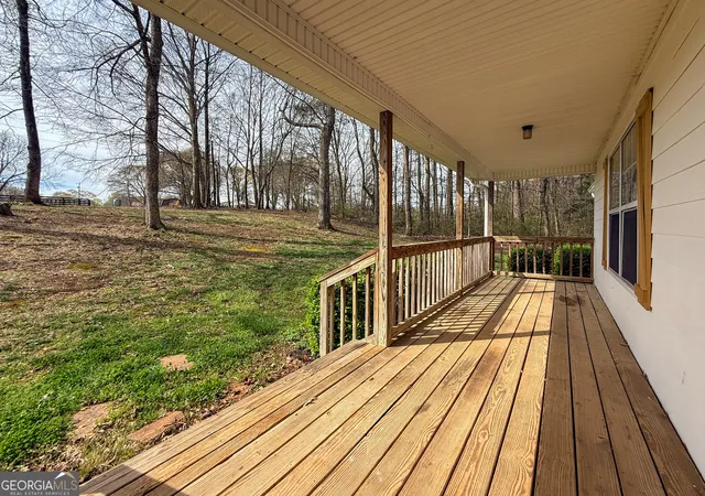 3rd image of 1492 Hwy 198, Carnesville, GA 30521 | MLS# 10812672