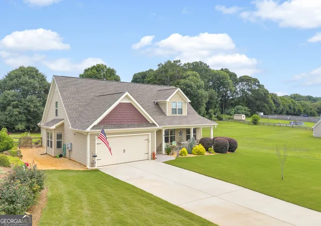 Photo 3 of Sale Pending at 70 Glenn Trl #3, Winder, GA 30680 | MLS# 10783221 | Listing updated on 2026-09-14