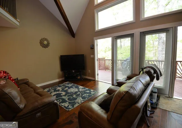Photo 3 of Single family home for sale at 304 Anchor Pointe Dr, Eatonton, GA 31024 | MLS# 10500625 | Listing updated on 2026-04-09