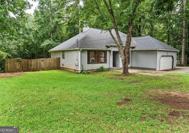Photo 2 of Single family home for sale at 151 Vonron Dr, Macon, GA 31210 | MLS# 10807526 | Listing updated on 2026-07-31
