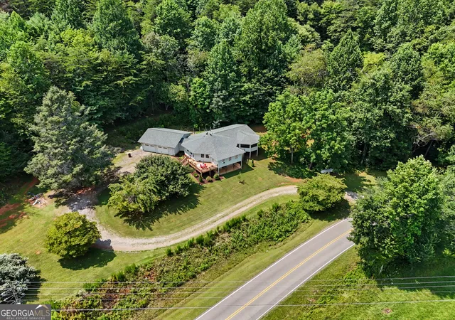 Photo 3 of Single family home for sale at 3429 Fodder Crk Rd, Hiawassee, GA 30546 | MLS# 10814009 | Listing updated on 2026-08-11