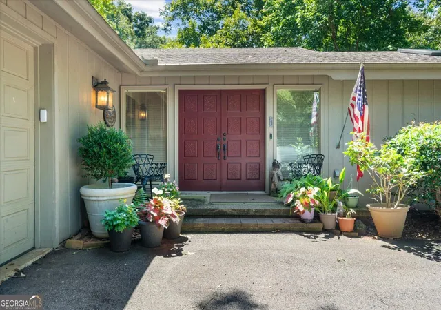 Photo 2 of Single family home for sale at 7865 Robin Rd, Cumming, GA 30041 | MLS# 10833561 | Listing updated on 2026-09-01