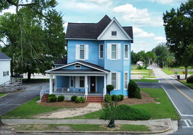 Photo 1 of Single family home for sale at 526 Academy Ave, Dublin, GA 31021 | MLS# 10794439 | Listing updated on 2026-08-18