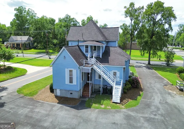 Photo 3 of Single family home for sale at 526 Academy Ave, Dublin, GA 31021 | MLS# 10794439 | Listing updated on 2026-08-18