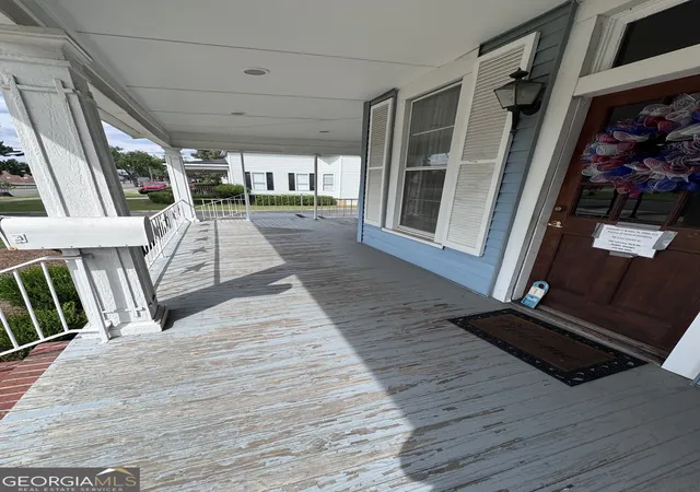 Photo 4 of House for sale at 526 Academy Ave, Dublin, GA 31021 | MLS# 10794439 | Listing updated on 2026-08-18