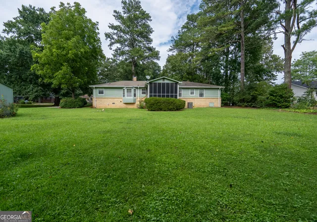 Photo 2 of Single family home for sale at 2685 Ashworth Lake Rd, Snellville, GA 30078 | MLS# 10792736 | Listing updated on 2026-09-12