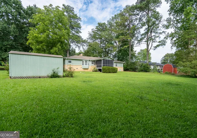 Photo 3 of Single family home for sale at 2685 Ashworth Lake Rd, Snellville, GA 30078 | MLS# 10792736 | Listing updated on 2026-09-12