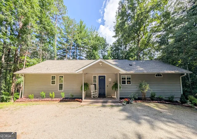 Photo 2 of Single family home for sale at 5302 Summer Wood Ln, Young Harris, GA 30582 | MLS# 10807357 | Listing updated on 2026-09-03