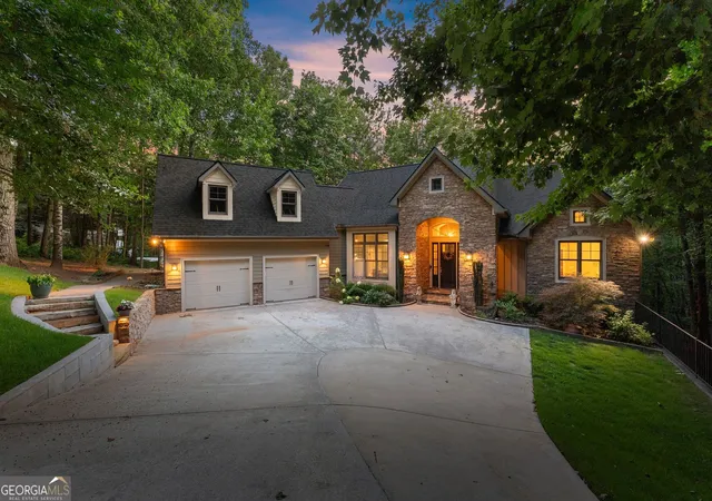 2nd image of 746 Plum Ln, Clarkesville, GA 30523 | MLS# 10797786