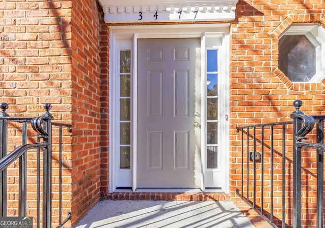 Photo 3 of Single family home for sale at 3477 Chinaberry Ln, Snellville, GA 30039 | MLS# 10787005 | Listing updated on 2026-09-30