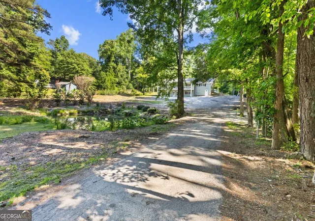 Photo 2 of Single family home for sale at 3655 Humphries Hl Rd, Austell, GA 30106 | MLS# 10787862 | Listing updated on 2026-07-03