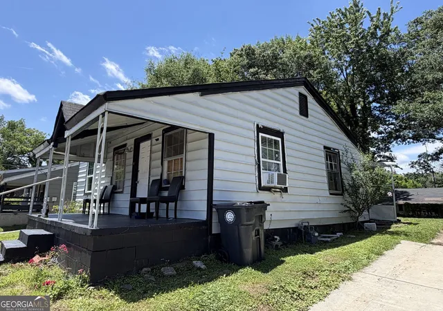Photo 2 of Sale Pending at 1067 Desota St, Gainesville, GA 30501 | MLS# 10777194 | Listing updated on 2026-08-17
