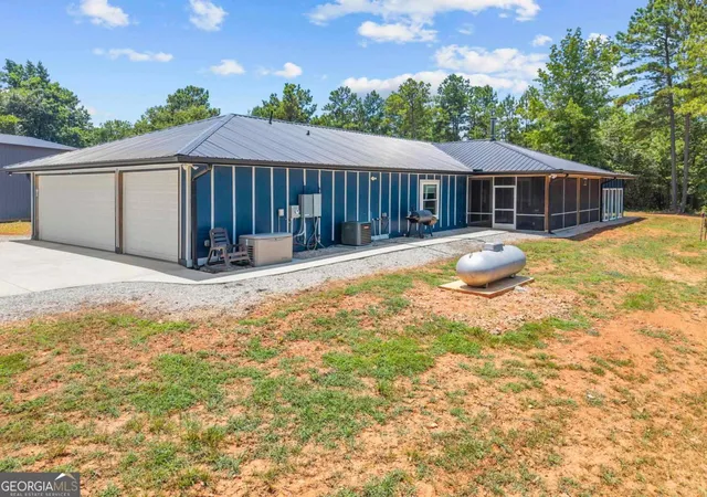 Photo 3 of Single family home for sale at 862 Monticello Rd, Eatonton, GA 31024 | MLS# 10727114 | Listing updated on 2026-10-15