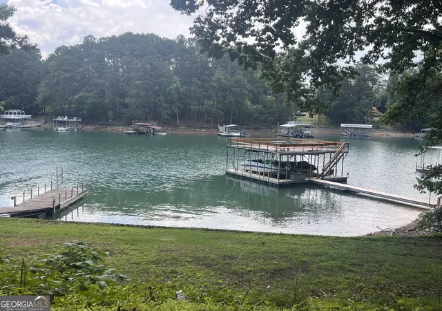 Photo 2 of Single family home for sale at 6321 Lakeview Dr, Buford, GA 30518 | MLS# 10784301 | Listing updated on 2026-08-13