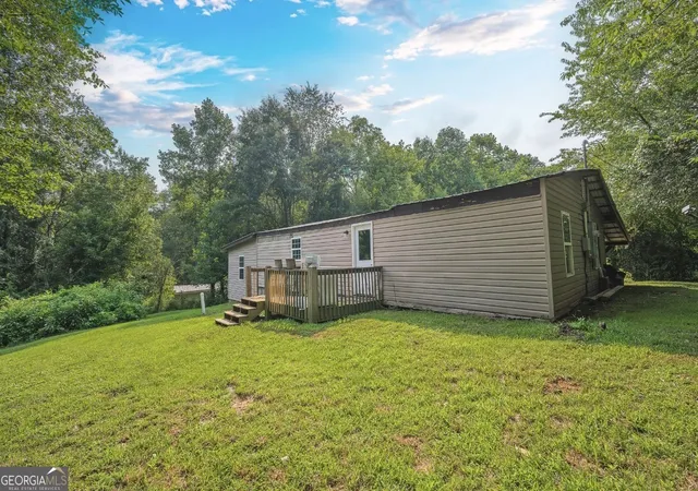 Photo 3 of Single family home for sale at 345 State St, Blue Ridge, GA 30513 | MLS# 10811561 | Listing updated on 2026-08-06