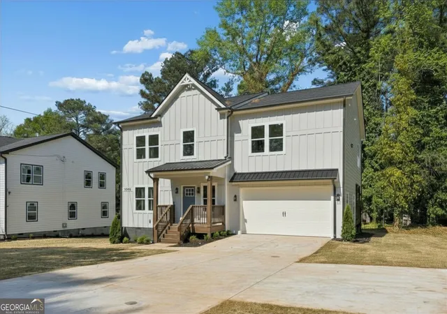 3rd image of 2303 Whites Mill Rd, Decatur, GA 30032 | MLS# 10789784
